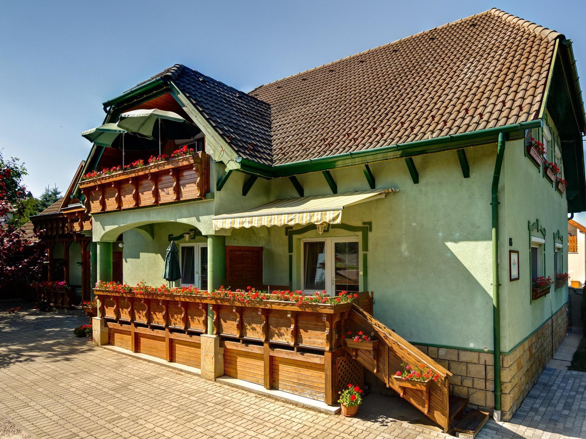 Andrea Villa Heviz I Balaton Exterior photo